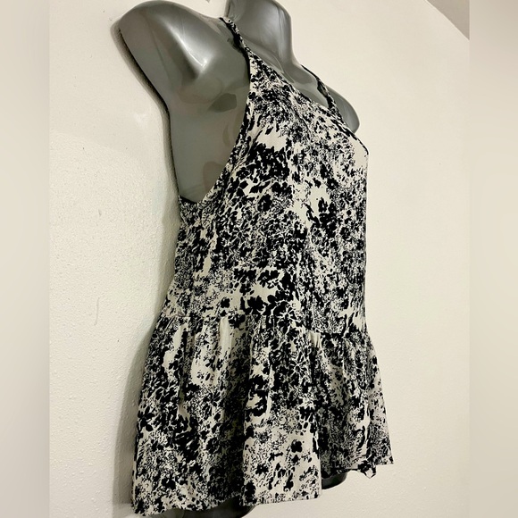 Volcom Razor Spaghetti Tank Top (M) - Picture 3 of 4